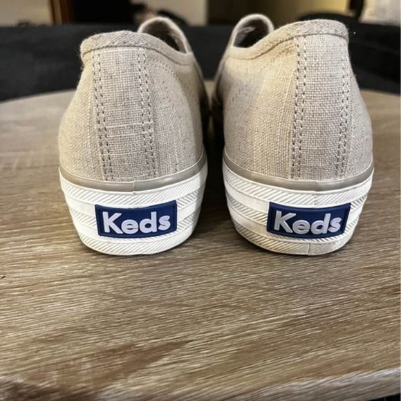 Keds Triple Decker Linen Pineapple Googly Eye Slip-On Platform Sneakers - Picture 2 of 6